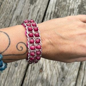 Magenta glass bead chain bracelet